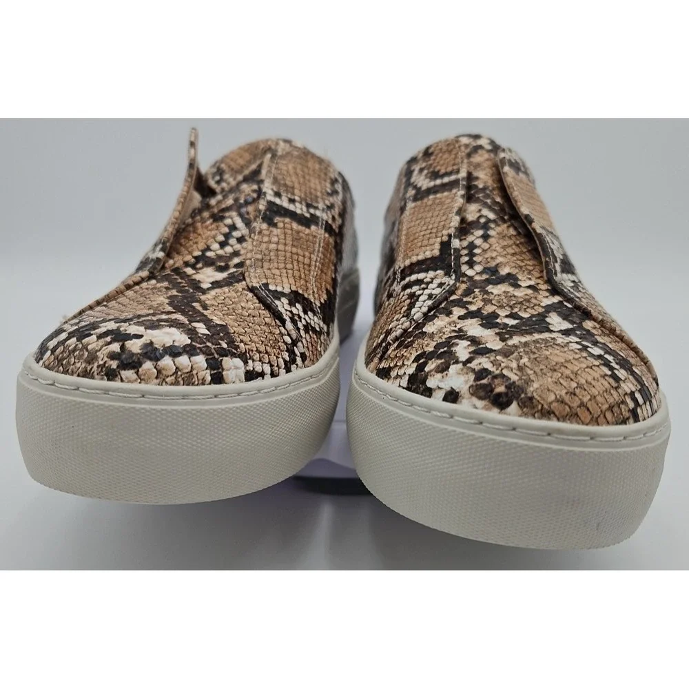 J/Slides Heidi NWOB Slip-On Round Toe Platform Sneaker Python Snake Print Sz W/9